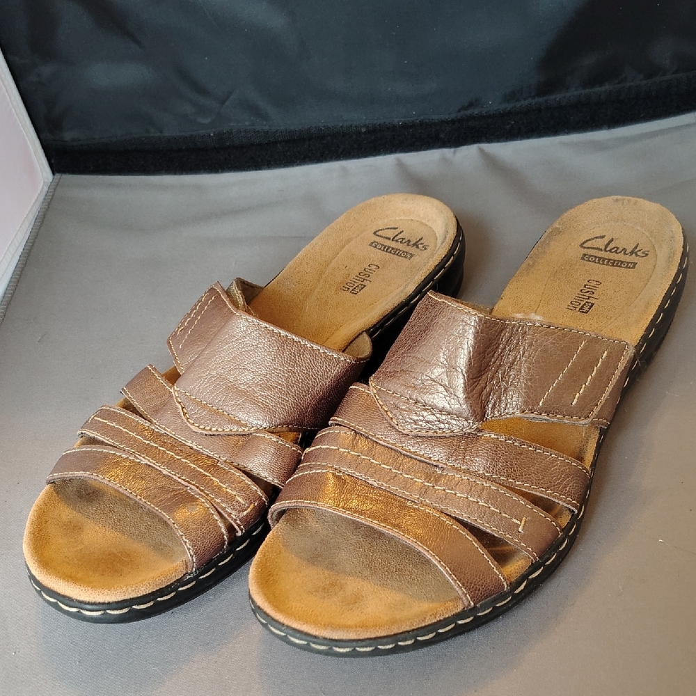 Clarks Women's Tan Leather Slide Sandals